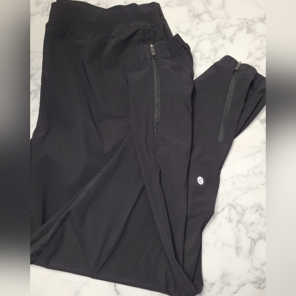 Lululemon Adapted state high-rise joggers